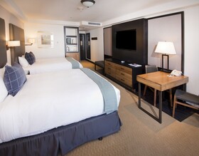 The Pines Lodge