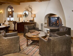 The Pines Lodge