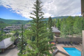 The Pines Lodge