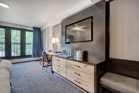 The Pines Lodge