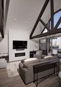 The Pines Lodge