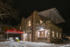 Boulder Adventure Lodge