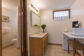 Boulder Adventure Lodge