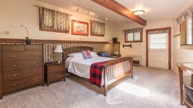 Boulder Adventure Lodge