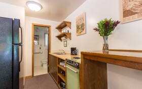 Boulder Adventure Lodge