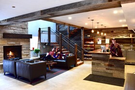 Boulder Adventure Lodge
