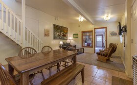 Boulder Adventure Lodge