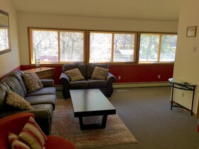 Boulder Adventure Lodge