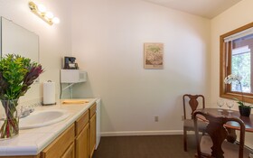 Boulder Adventure Lodge