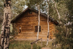 Boulder Lake Lodge