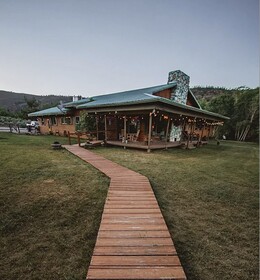 Boulder Lake Lodge