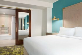 Embassy Suites By Hilton Boulder
