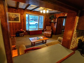 Foot Of The Mountain Motel