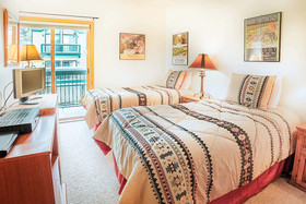 Antlers Lodge by Ski Country Resorts
