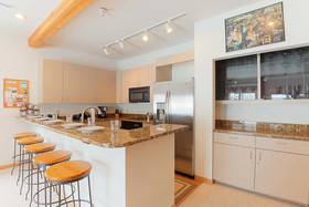 Antlers Lodge by Ski Country Resorts