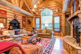 Bear Lodge by Pinnacle Lodging