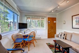 Park Meadows Lodge