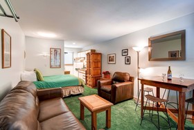 Park Meadows Lodge