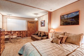 Park Meadows Lodge