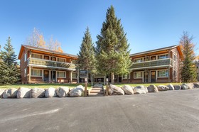 Park Meadows Lodge