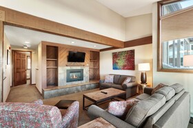 Gold Point Resort by Vacatia