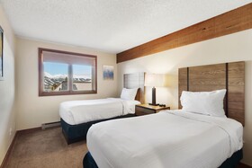 Gold Point Resort by Vacatia