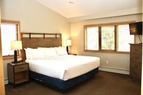 Gold Point Resort by Vacatia