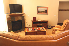 Highland Greens by Peak Property Management