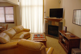 Highland Greens by Peak Property Management