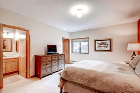 Mountaineer by Peak Property Management
