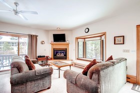 Mountaineer by Peak Property Management
