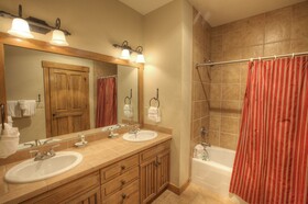 Mountain Thunder Lodge