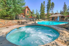 Mountain Thunder Lodge