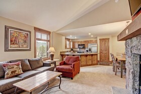 Mountain Thunder Lodge