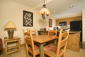 Mountain Thunder Lodge