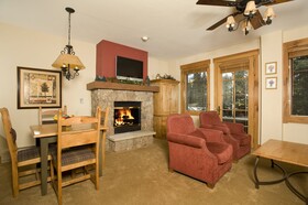 Mountain Thunder Lodge