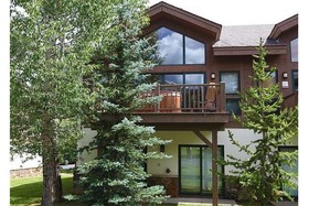 One Breckenridge Place