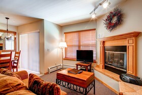 River Mountain Lodge