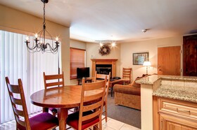 River Mountain Lodge