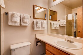 River Mountain Lodge