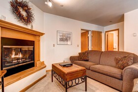 River Mountain Lodge