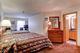 River Mountain Lodge