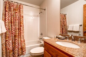 River Mountain Lodge