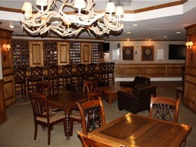 River Mountain Lodge