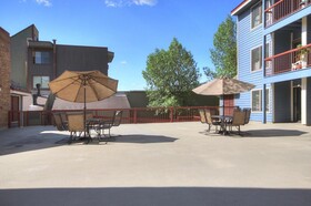 River Mountain Lodge
