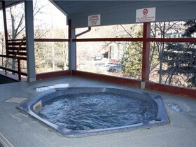 River Mountain Lodge