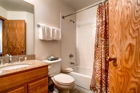 River Mountain Lodge