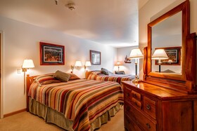 River Mountain Lodge