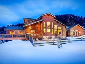 Swan River Retreat North Breckenridge by Pinnacle Lodging