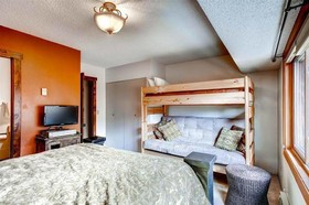 The Cedars Townhomes by Pinnacle Lodging